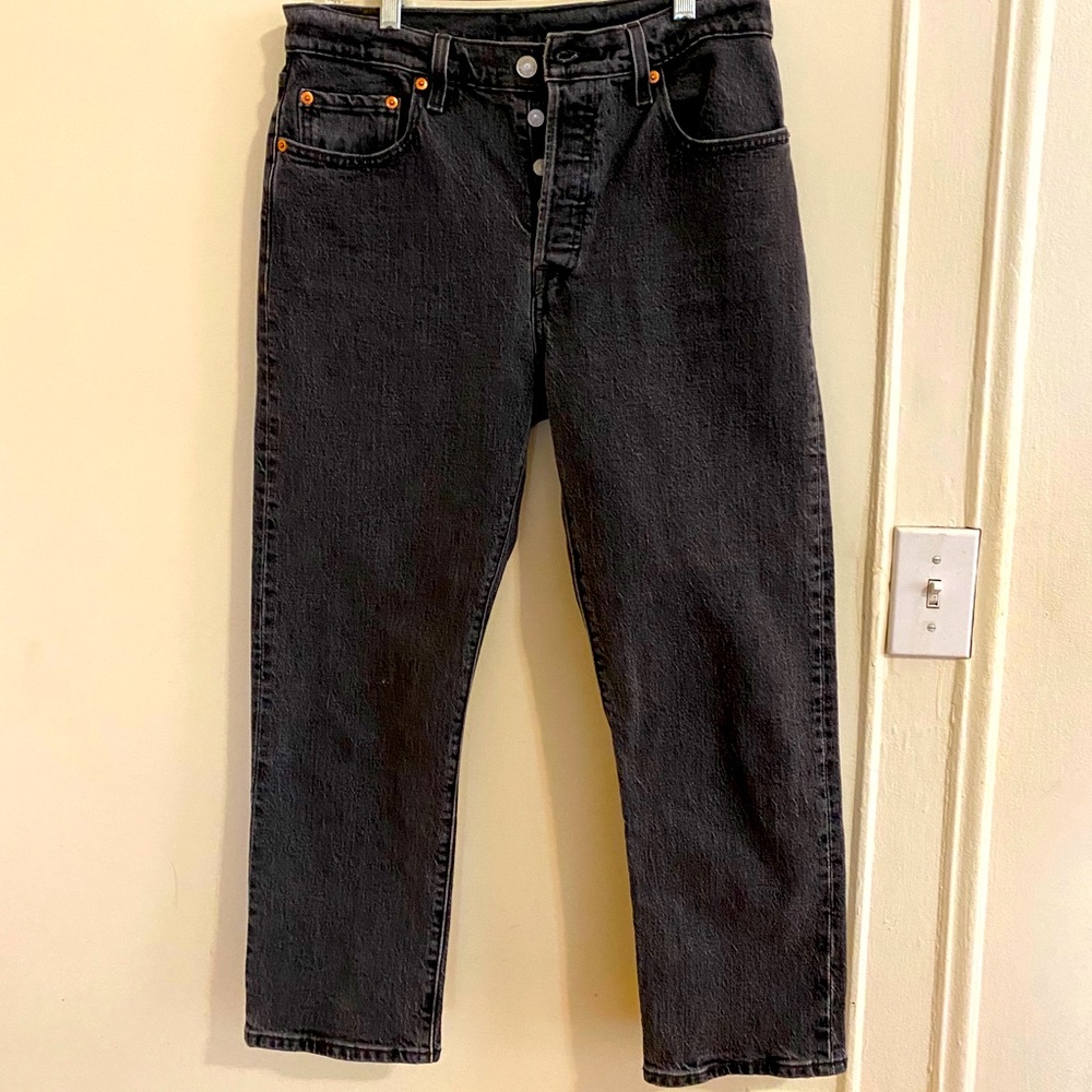 Levi’s black girlfriend jeans